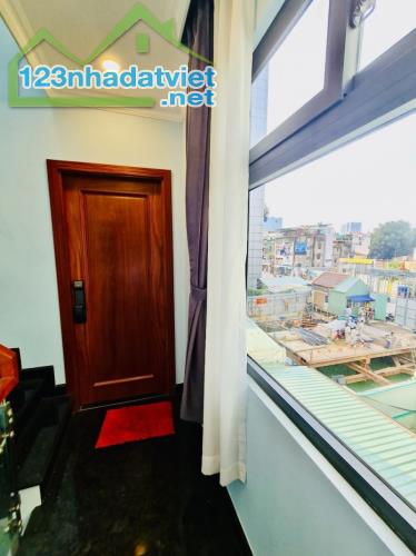 CẦN BÁN GẤP NHÀ LÝ CHÍNH THẮNG Q3, DTICH 40M2, 4TANG BTCT MỚI ĐẸP, CHỈ 5. TỶ - 4