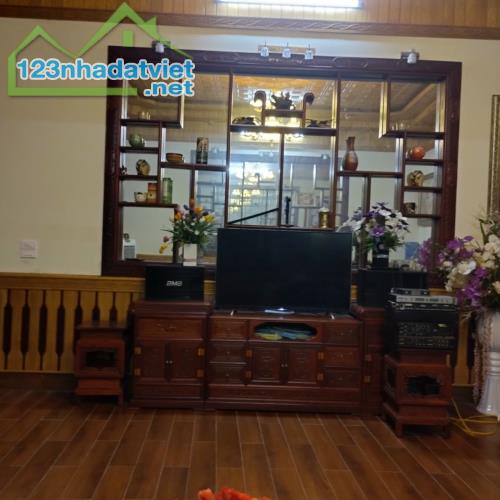 NHÀ ĐẸP - Ở NGAY -  PHÂN LÔ  - PHÙ KHÊ - TỪ SƠN -100M2- 5M HƠN 3TỶ XÍU - 1