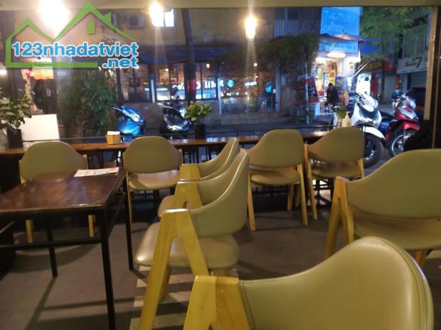 Bán nhà Mặt phố view Hồ Ngọc Khánh, quận Ba Đình, Kinh doanh café, Ô tô tránh, 21.5 tỷ