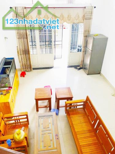 Quận Hải Châu, 25m ra Đường 3/2, DT 50m2 x 2 tầng, chỉ 2.3 tỷ TL (0935621182) - 2