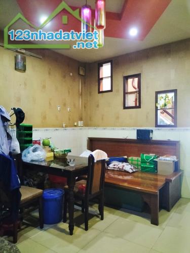 Quận 10, nhà gần công viên Lê Thị Riêng, 151m2, chỉ 17 tỷ 300 - 1