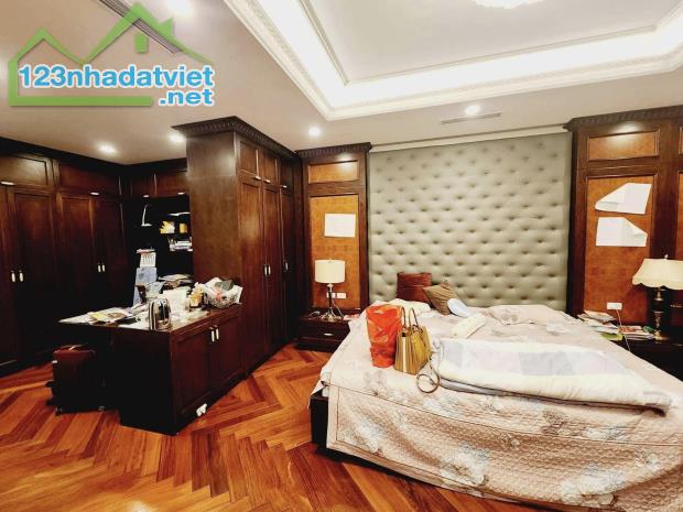 Bán nhà phố Nguyên Hồng, Đống Đa, ô tô tránh, vỉa hè, thang máy, giá 27 tỷ - 2
