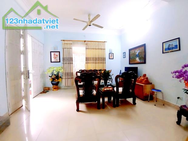Siêu Phẩm Xuân La – Tây Hồ lô góc - oto vào nhà , 100m2 MT11m 12,5 tỷ . - 1