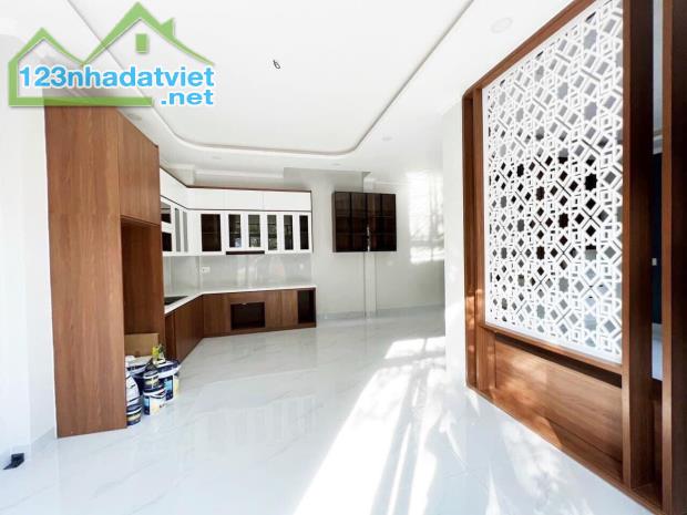 Bán nhà phố liền kề 61m2 siêu đẹp Bình Trưng tây, Tp Thủ Đức chỉ 6 tỷ - 4