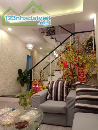 Bán nhà đẹp như tranh 90m2 đường số Bình Trưng Đông, Q2, nhỉnh 7 tỷ - 3
