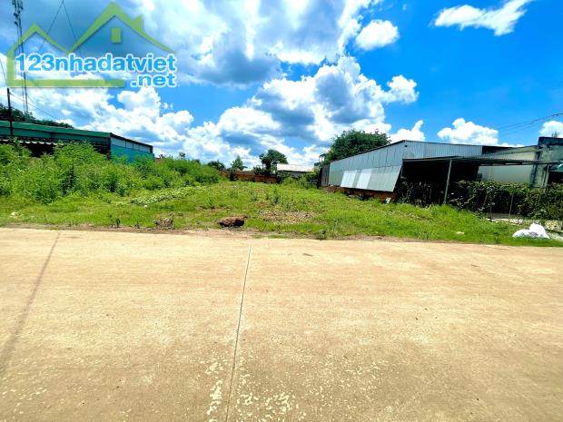 THUA LỖ CHỨNG KHOÁN TÔI BÁN 50X45=2250M2 ĐẤT CHÍNH CHỦ SỔ HỒNG RIÊNG CẠNH CHỢ GIÁ 480 TR