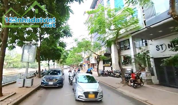 HOT! Bán nhà siêu khủng mặt phố Vũ Tông Phan, Thanh Xuân, đẹp nhất phố, 315m2, giá 129 tỷ