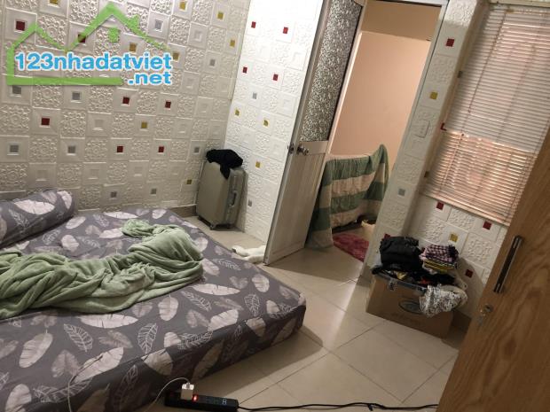 NHÀ GIÁ RẺ HAI MẶT HẺM THOÁNG - CMT8 QUẬN 3 - 3PN 46M2 - CHỈ 4,7 TỶ TL. - 1