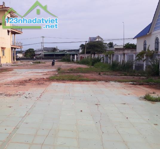 Đại Hạ Giá-Đất thổ cư MT quốc lộ 1A-Hàm Mỹ-Gần Phan thiết-DT:1.410m2+3.940m2 - 1