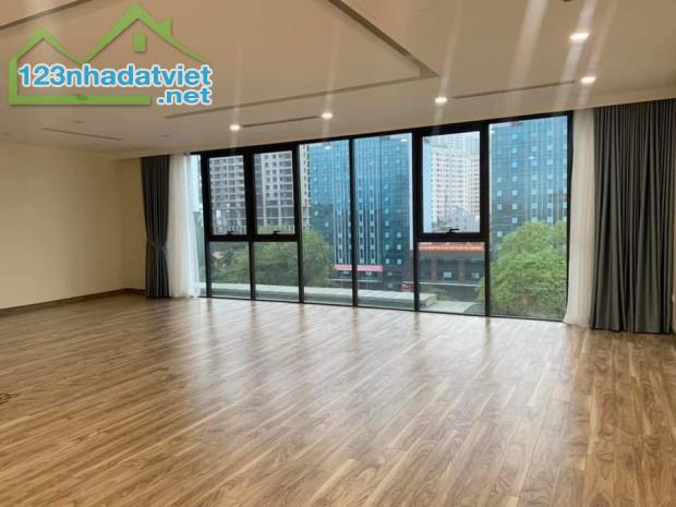 Bán nhà Phường Quan Hoa – Cầu Giấy 100m2 , MT5m ,  ô tô tránh – kinh doanh chỉ 25,8 tỷ .
