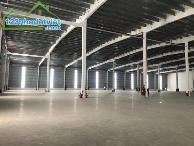 Cho thuê nhà xưởng mới 6.800m2 pccc tự động, Khu CN Yên Phong 2C