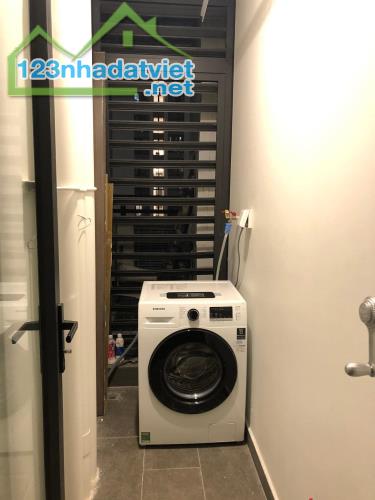 Căn hộ Vinhomes Symphony ĐẸP NHẤT-cho người NƯỚC NGOÀI thuê-70m 2n2wc-full đồ-giá 16 triệu