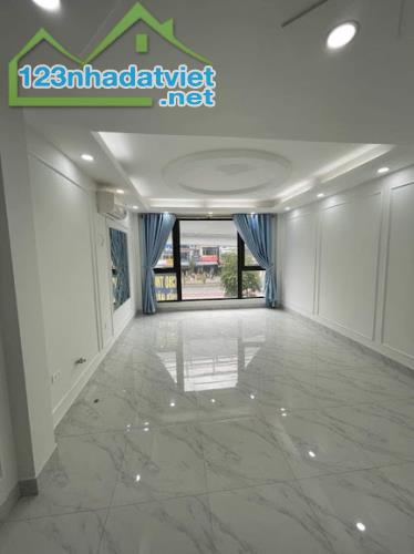 💥 Tòa Văn Phòng VIP Trung Yên, 70m2 6T Thang máy MT 5.2m, Chỉ 24 Tỷ 💥