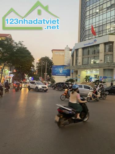 Bán Nhà GIANG VĂN MINH - Lô Góc 2 mặt tiền ô tô. DT 130M2 x 8T. MT 12M. Thông tin chuẩn. - 4