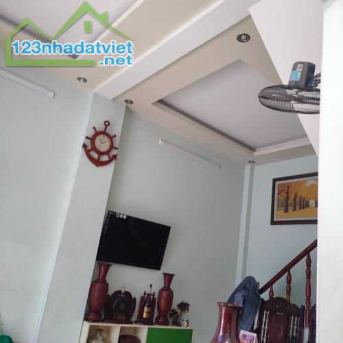 Bán nhà Căn Góc Hẻm Cực Thoáng Bình Trưng Tây, Quận 2 chỉ 3,2  tỷ