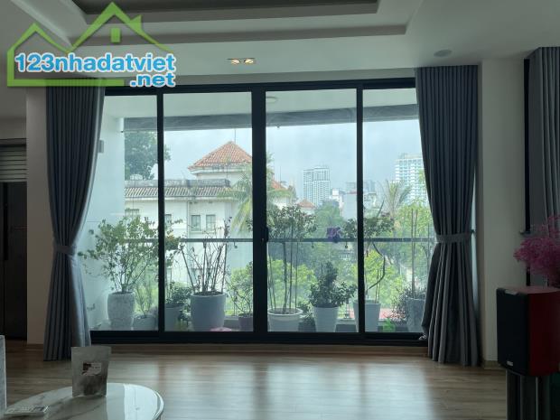 💥 Nhà Mặt phố Đội Cấn, Lô góc, 126m2 6T Thang máy, MT 25m,  Giá 37 Tỷ 💥 - 1