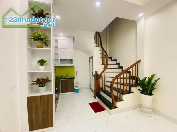 Bán nhà phố Đê La Thành Nhỏ (Xã Đàn), quận Đống Đa. 32 m2, 4.95 tỷ. - 3