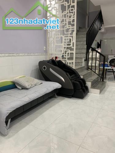 NHÀ LÊ QUANG ĐỊNH, HẺM 5M, Phường 1, Gò Vấp, 4 TẦNG BTCT, NGANG 4 X 13M, 5 PN, Giá 9.1 Tỷ.