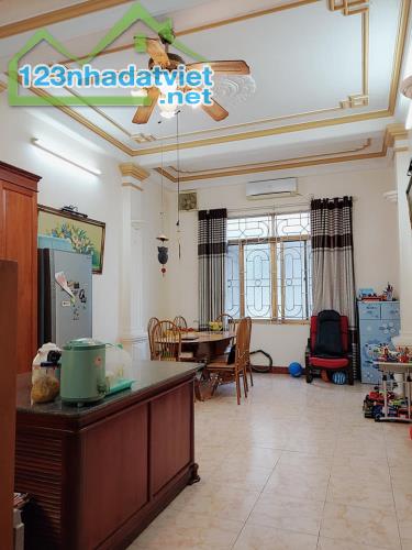 Rẻ nhất khu vực – phân lô – ô tô tránh – Nghĩa Đô – Cầu Giấy  81m2 – 5 tầng , chỉ 10 tỷ . - 1