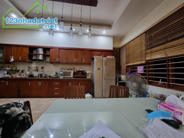 Rẻ nhất Quận – phân lô – ô tô tránh – Hoàng Quốc Việt – Cầu Giấy  81m2 – 5 tầng , chỉ 10tỷ - 2