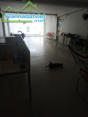 Bán nhà mặt đường Nguyễn Hữu Cảnh, P22, Q Bình Thạnh giá 55 tỷ