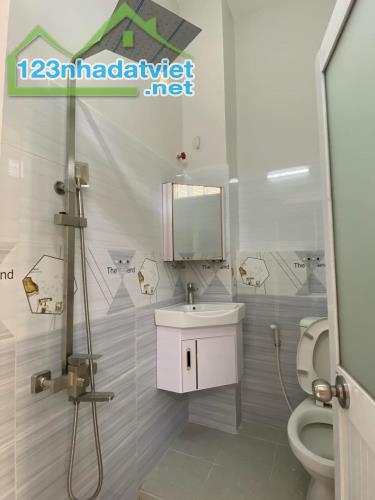 CÁCH MT TRƯƠNG CÔNG ĐỊNH 25M -PHỐ BÀU CÁT- 60M- 4X15M- VUÔNG ĐẸP- 3PN-4WC-6 TỶ XÍU - 4