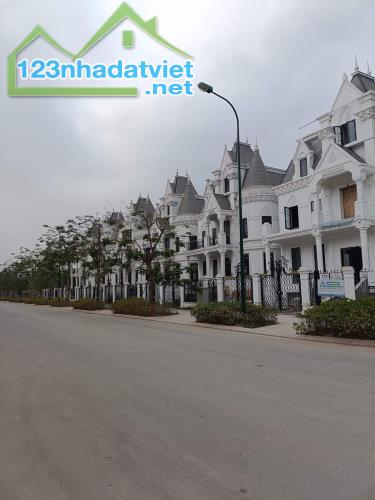 💥 Biệt thự VIP K7 Khu đô thị Ciputra, Phú Thượng, Tây Hồ, 331m2 4T MT 12m, Chỉ 80 Tỷ 💥