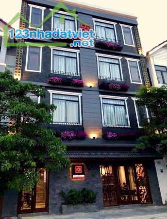 Bán nhà mặt phố Lý Nam Đế, quận Hoàn Kiếm, 78m2 x 4 tầng, mặt tiền rộng, 400 triệu/m2!!!