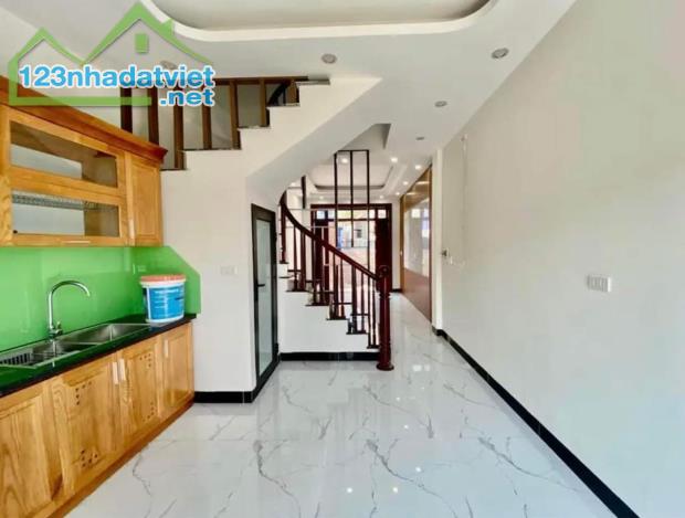 Bán nhà Trịnh Văn Bô, Xuân Phương xây 38M2, 4 tầng,4P Ngủ giá 4.9 tỷ đi Mỹ Đình 3km - 1