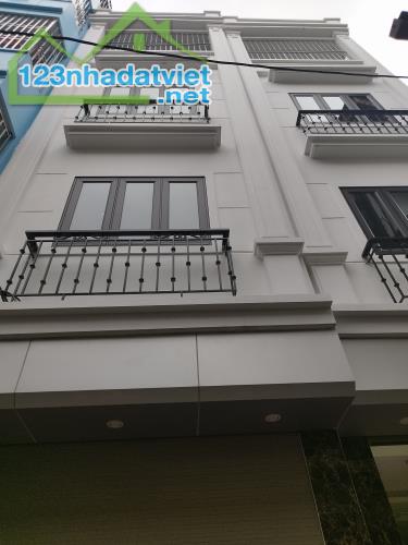 Bán nhà Phố Vạn Phúc –  Hà Đông (45m2,4PN,4 tỷ x), ô tô vào gần nhà, lh 0943-075-959