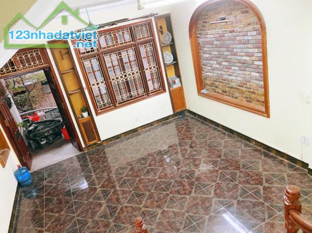 Bán Nhà Ngõ 89 Lạc Long Quân 51m2  , 5Tầng , MT 5m ,  10 tỷ 4 , GARA OTO , OTO TRÁNH - 2