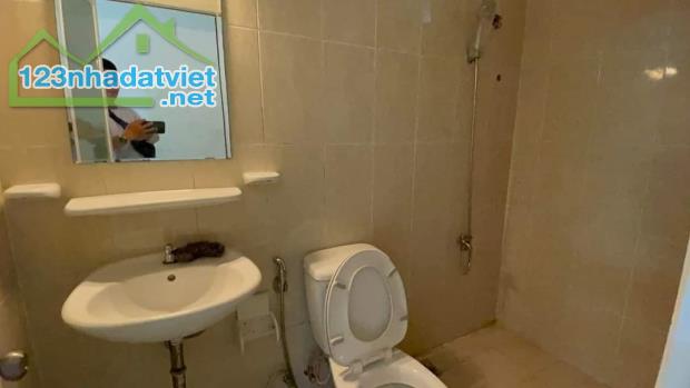 Bán căn hộ khang gia 71m. 2PN.2WC có sổ giá 2,4 tỷ - 1