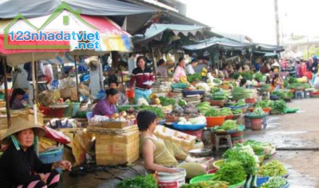 CẦN TIỀN XÂY NHÀ TÔI BÁN BỚT (320M2) ĐẤT NGAY TRUNG TÂM THỊ XÃ Bình Long GIÁ- 290 TRIỆU
