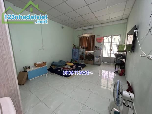 Chuyển nhà mới nên bán nhà Quận 10, 41m2, 3PN, gần công viên Lê Thị Riêng - 1