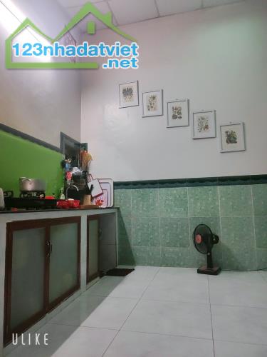Nhà ngộp, Bán gấp nhà DT4.1x20, Nguyễn Ảnh Thủ, Quận 12, chỉ 6 tỷ 190. - 1