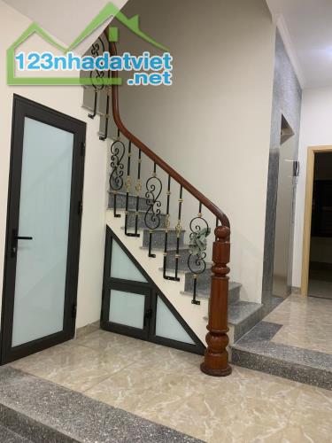 NGÕ 105, XUÂN LA, TÂY HỒ- PHÂN LÔ- VỈA HÈ- GARA-TM:65M x7T, MT 4,2M, Giá 17,5 TỶ - 4