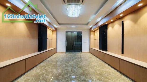 ⚜️ Bán Nhà Mặt Phố Trung Kính, Cầu Giấy, 65m2 6T MT 6m, Chỉ 31 Tỷ ⚜️ - 1