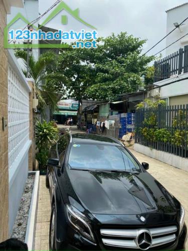 Chỉ  7 tỷ có ngay căn nhà 5 Tầng Hẻm Xe Hơi - Khu Vip  Quận Tân Phú . - 1
