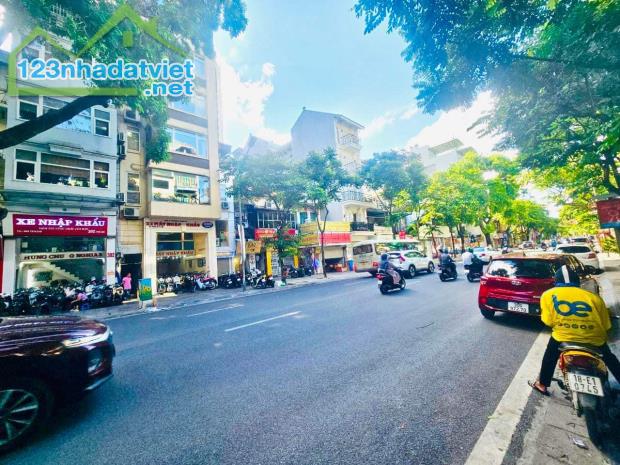 ⚜️ Bán nhà Mặt Phố Huế, Hai Bà Trưng, Giá tốt, 72m2 5T MT 4m, Chỉ 45 Tỷ ⚜️