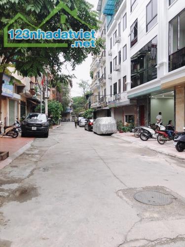 Bán toàn nhà mặt phố Lý Nam Đế hoàn kiếm kinh doanh VP DT 80 m2 giá 56,5 tỷ - 3
