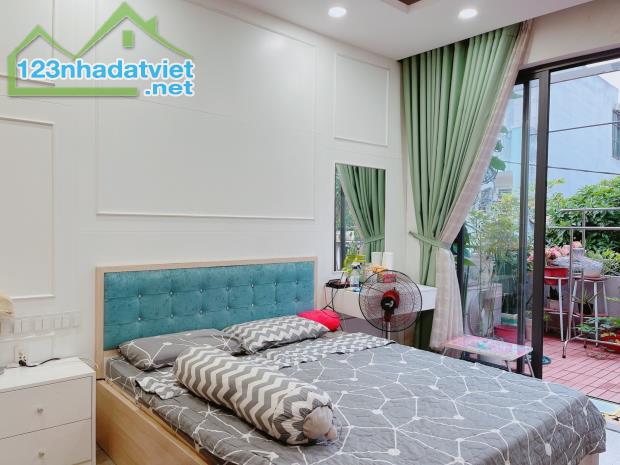 Nhà đẹp, 5 tầng, Giá rẻ nhất Tân Chánh Hiệp Q12, Đủ nội thất, chỉ vào ở, nhỉnh 6 tỷ. - 1