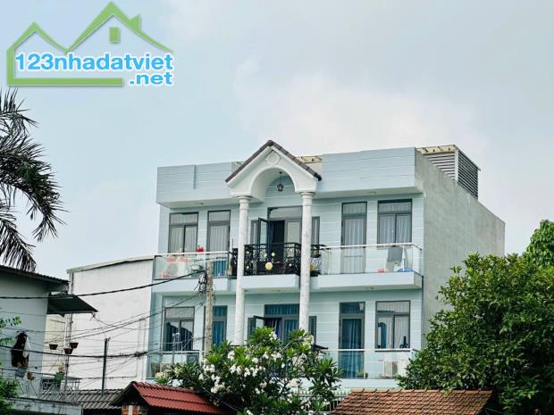 Nhà 1trệt 2lầu ( 15 phòng ) thu nhập 35triệu/tháng, Linh Xuân, dt 180 m² giá 8,5 Tỷ