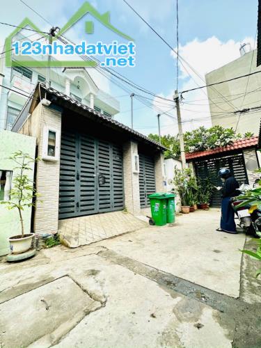 Nhà 1trệt 2lầu ( 15 phòng ) thu nhập 35triệu/tháng, Linh Xuân, dt 180 m² giá 8,5 Tỷ - 4