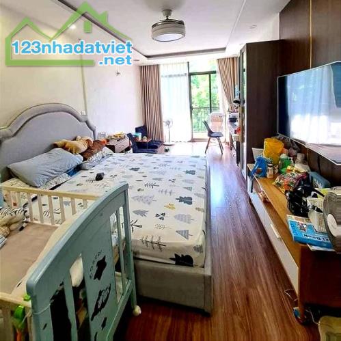 Bán nhà ngõ 8 Lý Nam Đế, 152m2 xây 4 tầng, mặt tiền 3,5m, ngõ rộng thoáng Ôtô, Giá 12,3 tỷ - 2