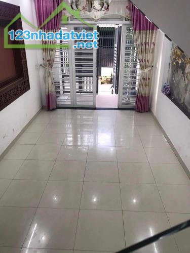 Nguyễn Trọng Tuyển, P1 Tân Bình 44m2, 3tầng BTCT, HXH, giá 4,6 tỷ TL mạnh - 1