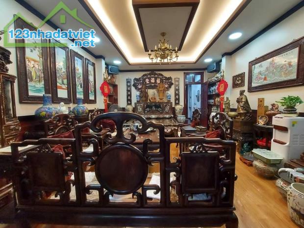 Bán gấp nhà Tân Mai khu phân lô ô tô tránh DT 85 m2 giá 15.8 tỷ - 2