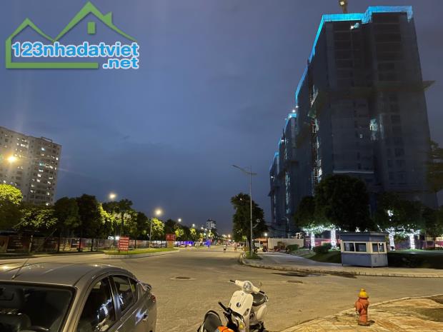 Chính chủ tôi cần nhượng lại căn hộ chung cư Khai Sơn City giá 4,9 tỷ - tầng đẹp - 1