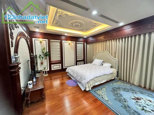 Chính chủ bán biệt thự Ngọc Thụy, Long Biên, view sông Hồng, DT 330m2 MT 15m, giá 25 tỷ - 2