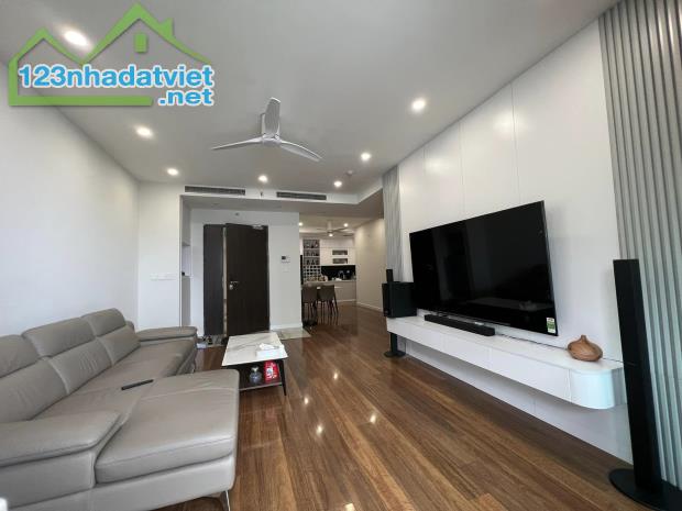 (HOA HẬU) Mua bán chung cư quận Cầu Giấy Mandarin Garden 115m 3pn LÔ GÓC view bể bơi - 5