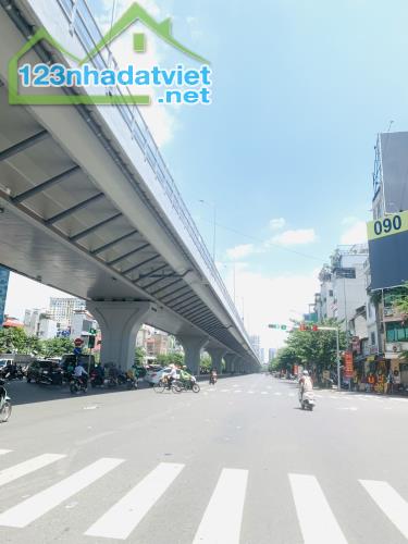 Thật 100%, Bán Đất Tặng Nhà 2 Tầng MP Minh Khai 102M2, MT 4.8M, Sổ Vuông, KD Đỉnh 23 Tỷ - 2